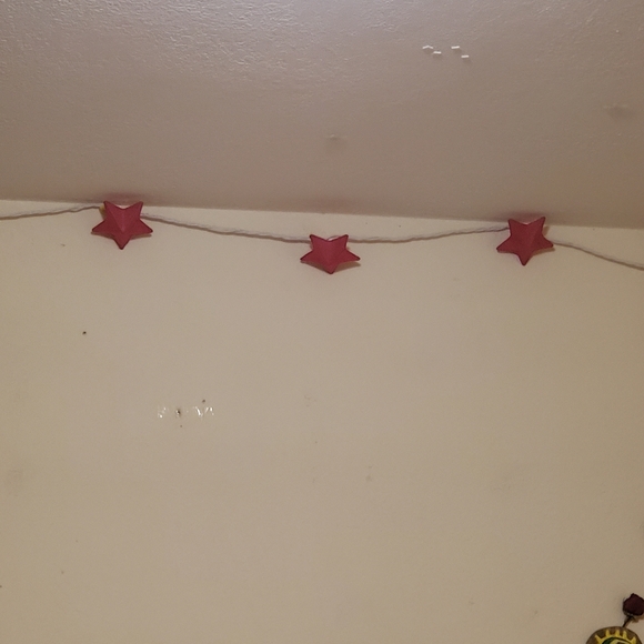 Pink paper stars string lights 🌟 - Picture 3 of 4
